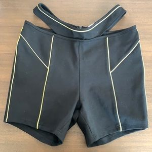 I.AM.GIA NEVER WORN BRAND NEW BIKER SHORTS - L